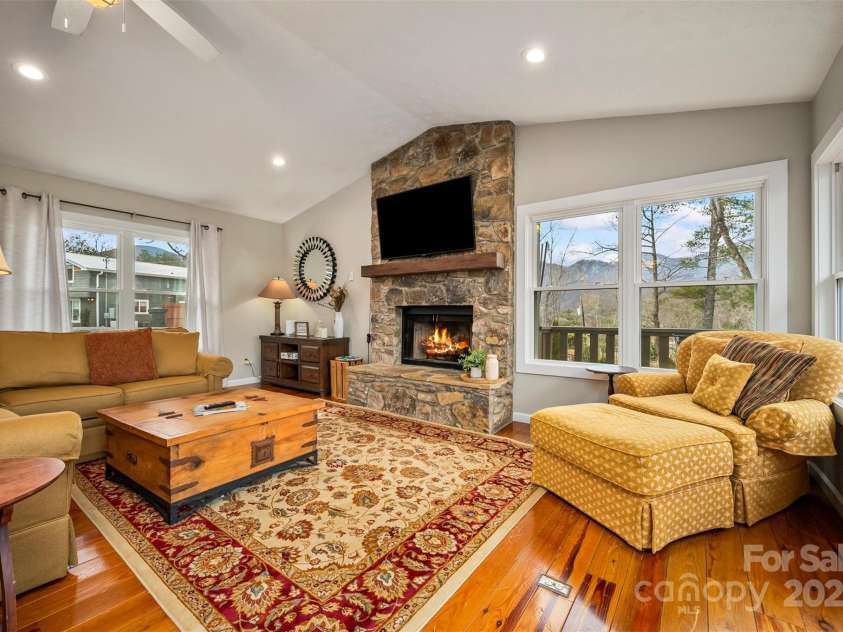 119 Sherwood Drive, Lake Lure, NC 28746.  MLS# CAR4217758, YatesRealty ID 4809. 