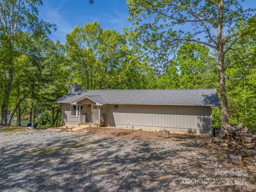119 Sherwood Drive, Lake Lure, NC 28746.  MLS# CAR4217758, YatesRealty ID 4809. 