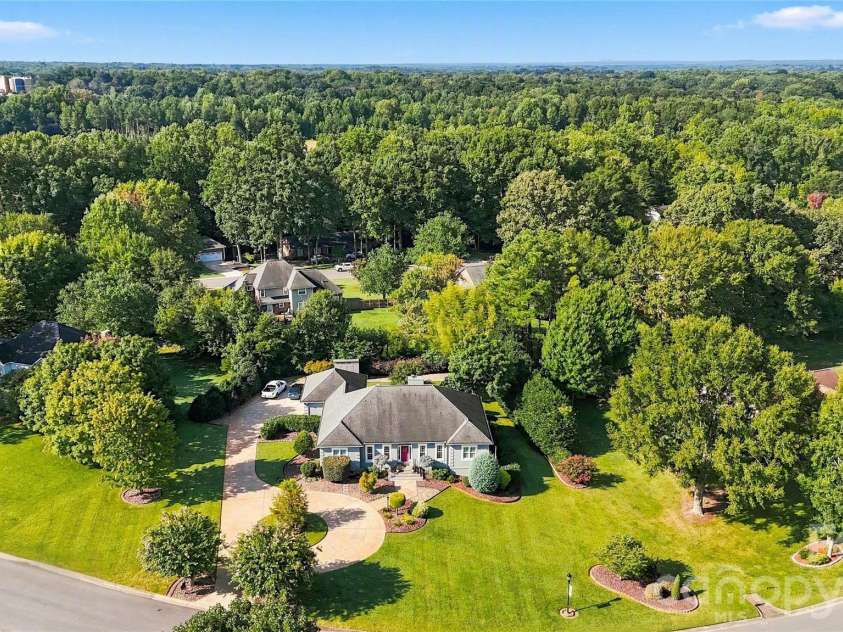 1808 Country Garden Drive, Shelby, NC 28150.  MLS# CAR4413865, YatesRealty ID 48090. 