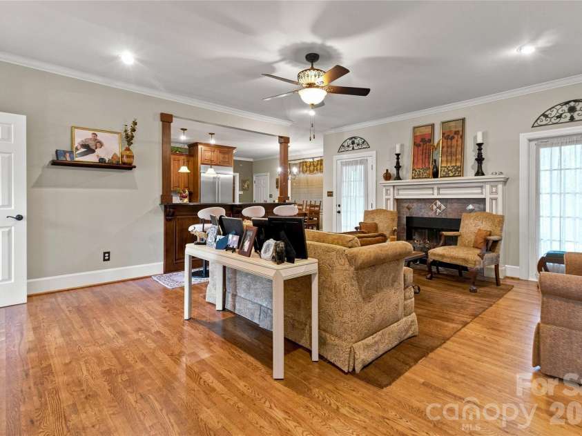 1808 Country Garden Drive, Shelby, NC 28150.  MLS# CAR4413865, YatesRealty ID 48090. 