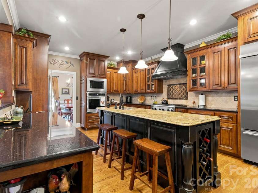 1808 Country Garden Drive, Shelby, NC 28150.  MLS# CAR4413865, YatesRealty ID 48090. 