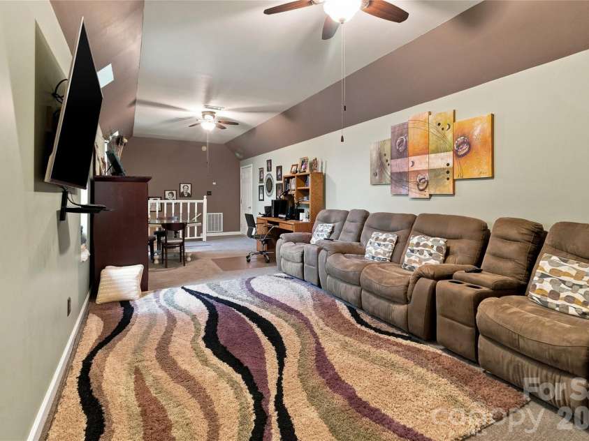 1808 Country Garden Drive, Shelby, NC 28150.  MLS# CAR4413865, YatesRealty ID 48090. 