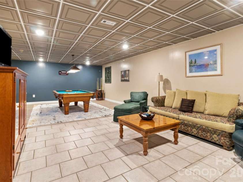 1808 Country Garden Drive, Shelby, NC 28150.  MLS# CAR4413865, YatesRealty ID 48090. 