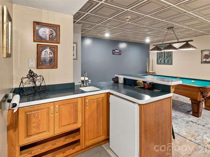 1808 Country Garden Drive, Shelby, NC 28150.  MLS# CAR4413865, YatesRealty ID 48090. 