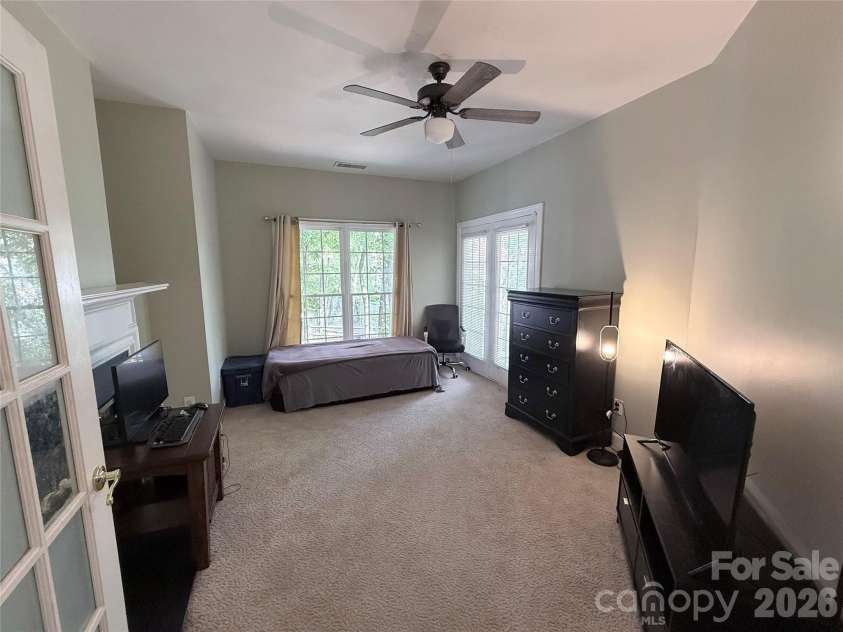 5508 Tullamore Lane, Charlotte, NC 28269.  MLS# CAR4414187, YatesRealty ID 48091. 