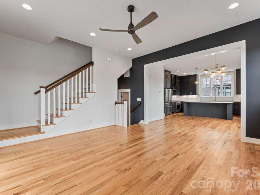 3015 Kalex Court, Charlotte, NC 28204.  MLS# CAR4411087, YatesRealty ID 48094. 