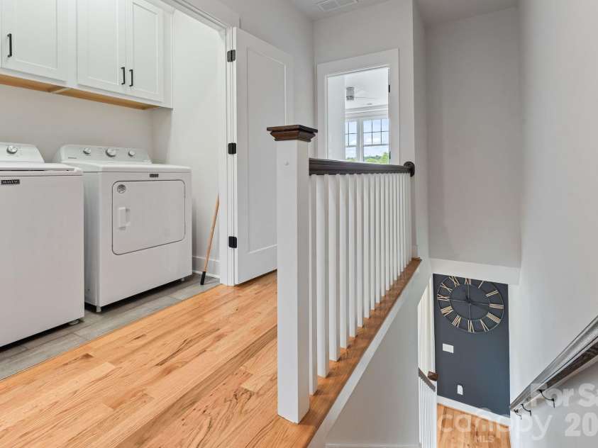 3015 Kalex Court, Charlotte, NC 28204.  MLS# CAR4411087, YatesRealty ID 48094. 