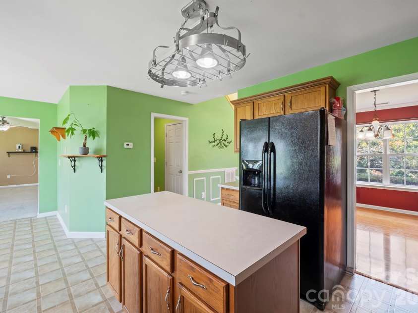 2015 Mallard Pointe Drive, Kannapolis, NC 28083.  MLS# CAR4419846, YatesRealty ID 48097. 