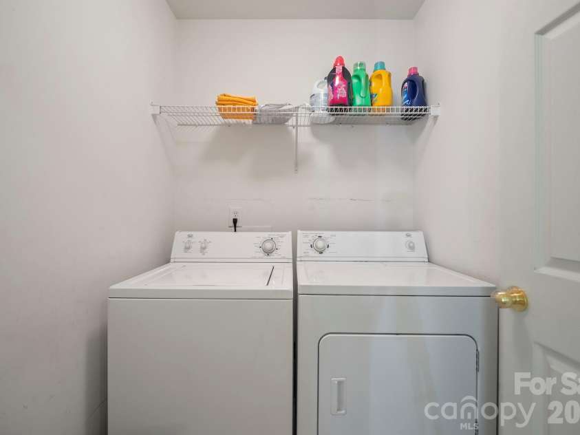 2015 Mallard Pointe Drive, Kannapolis, NC 28083.  MLS# CAR4419846, YatesRealty ID 48097. Laundry conveniently located upstairs
