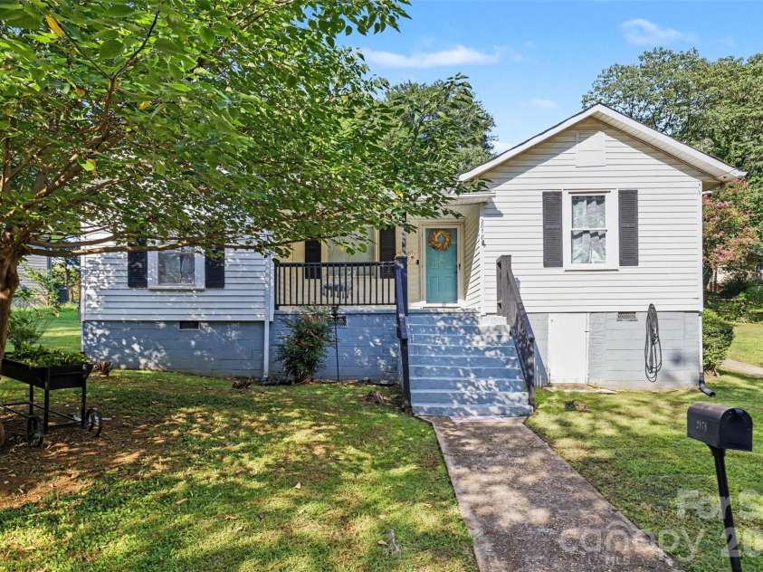 2878 Millstone Drive, Gastonia, NC 28054.  MLS# CAR4419334, YatesRealty ID 48098. Front
