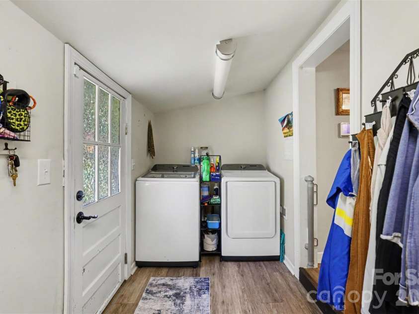 2878 Millstone Drive, Gastonia, NC 28054.  MLS# CAR4419334, YatesRealty ID 48098. Laundry