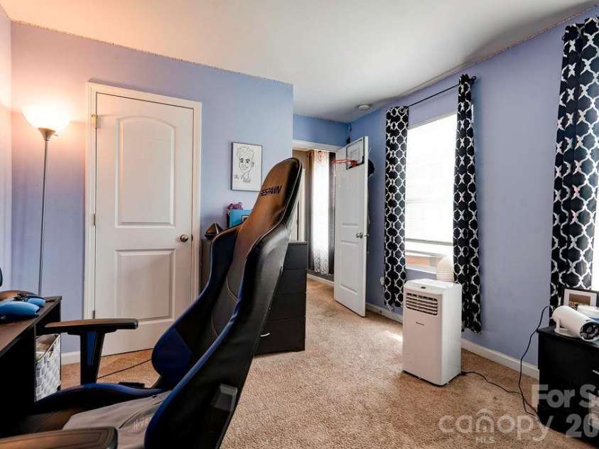 3219 Pikes Peak Drive, Gaston, NC 28052.  MLS# CAR4412245, YatesRealty ID 48099. 