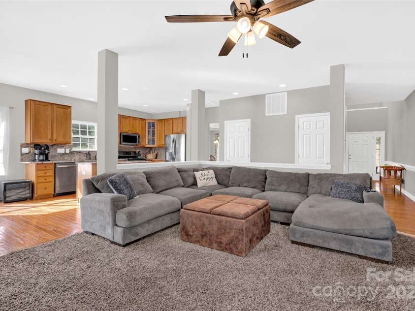 210 Golden Valley Drive, Mooresville, NC 28115.  MLS# CAR4300848, YatesRealty ID 481. 