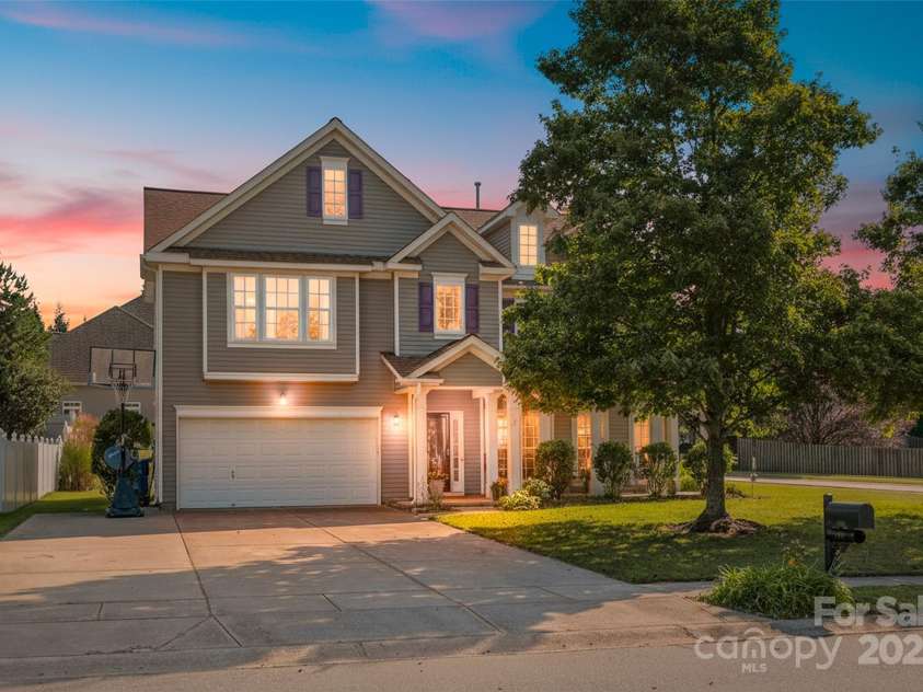 210 Golden Valley Drive, Mooresville, NC 28115.  MLS# CAR4300848, YatesRealty ID 481. 