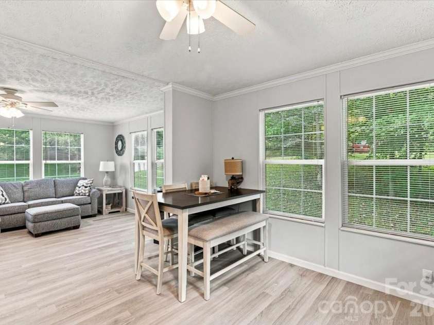 220 Powderhorn Drive, Waynesville, NC 28786.  MLS# CAR4419186, YatesRealty ID 48100. 