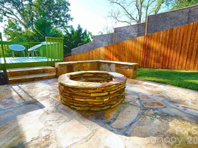 43 Moore Avenue, Asheville, NC 28806.  MLS# CAR4408309, YatesRealty ID 48101. 