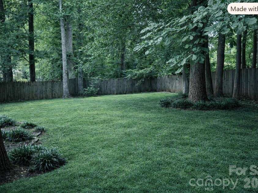 9206 Rotherham Lane, Charlotte, NC 28216.  MLS# CAR4419892, YatesRealty ID 48102. Ditigally enhanced