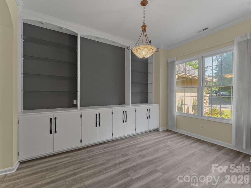 47 Ridgetop Circle, Brevard, NC 28712.  MLS# CAR4414637, YatesRealty ID 48104. Dining Room (or Office)
