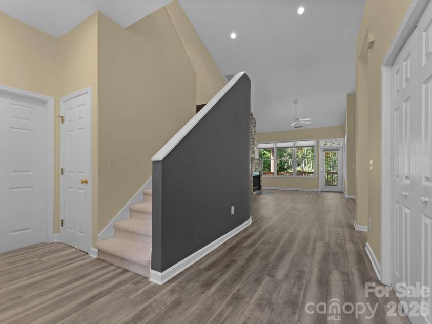 47 Ridgetop Circle, Brevard, NC 28712.  MLS# CAR4414637, YatesRealty ID 48104. Stairs