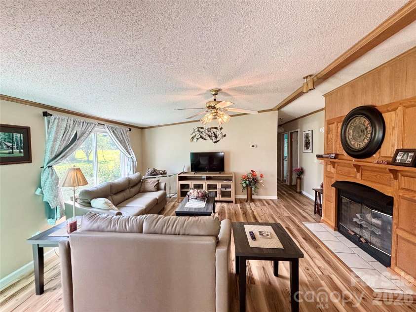 236 Riverwind Drive, Hendersonville, NC 28739.  MLS# CAR4418143, YatesRealty ID 48106. 