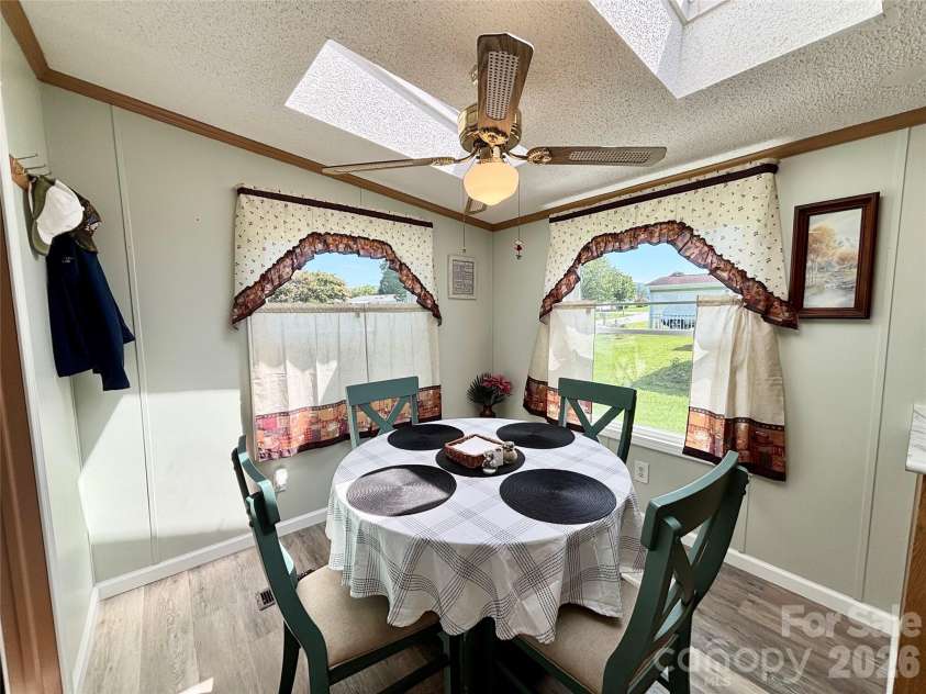 236 Riverwind Drive, Hendersonville, NC 28739.  MLS# CAR4418143, YatesRealty ID 48106. 