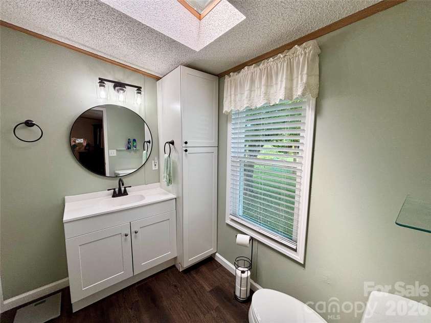 236 Riverwind Drive, Hendersonville, NC 28739.  MLS# CAR4418143, YatesRealty ID 48106. 