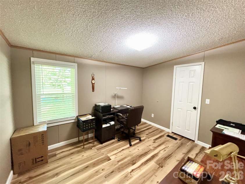 236 Riverwind Drive, Hendersonville, NC 28739.  MLS# CAR4418143, YatesRealty ID 48106. 