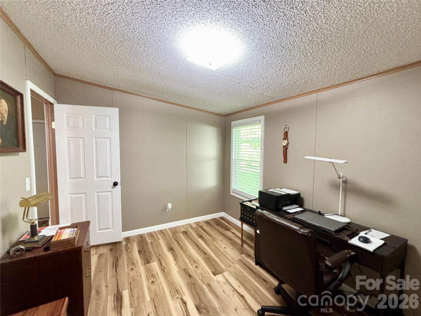 236 Riverwind Drive, Hendersonville, NC 28739.  MLS# CAR4418143, YatesRealty ID 48106. 