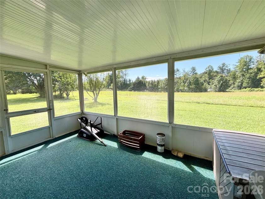 236 Riverwind Drive, Hendersonville, NC 28739.  MLS# CAR4418143, YatesRealty ID 48106. 