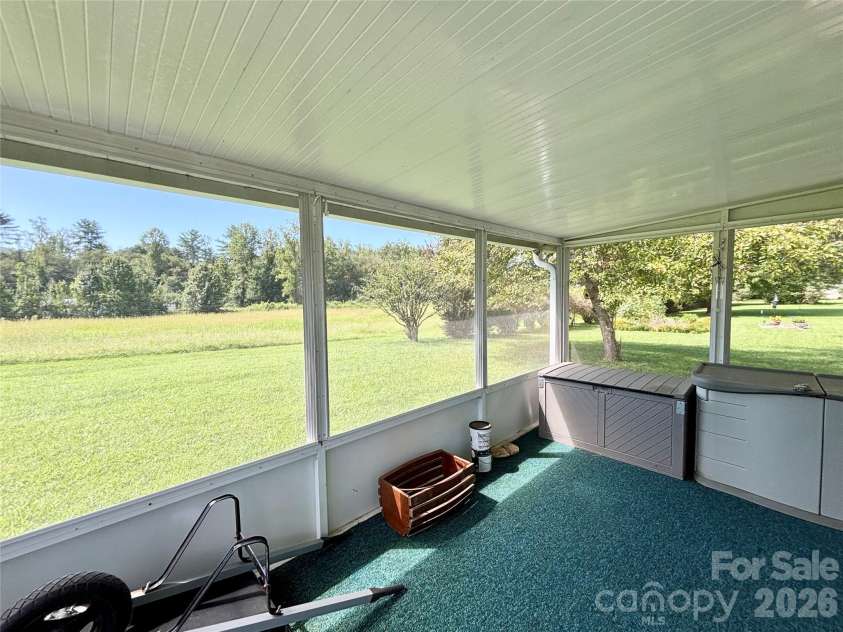 236 Riverwind Drive, Hendersonville, NC 28739.  MLS# CAR4418143, YatesRealty ID 48106. 