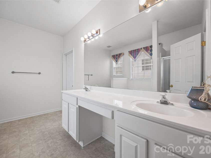 258 Tradition Way, Rock Hill, SC 29732.  MLS# CAR4419949, YatesRealty ID 48107. 