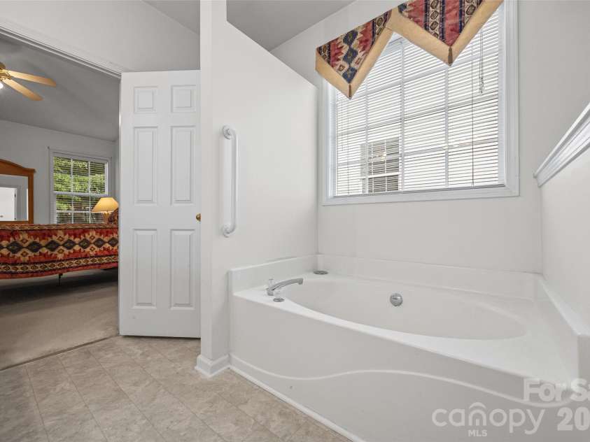 258 Tradition Way, Rock Hill, SC 29732.  MLS# CAR4419949, YatesRealty ID 48107. 
