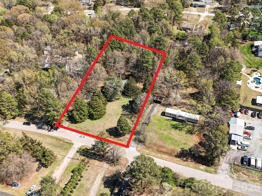 9836 Southwinds Drive, Fort Mill, SC 29707.  MLS# CAR4359084, YatesRealty ID 4811. 