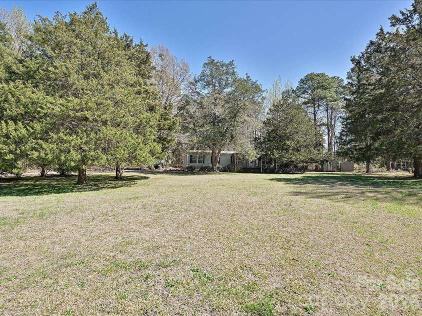 9836 Southwinds Drive, Fort Mill, SC 29707.  MLS# CAR4359084, YatesRealty ID 4811. 