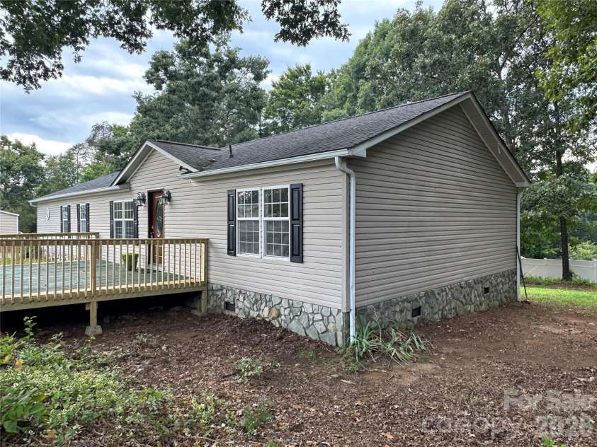 4786 BRIAR Court, Granite Falls, NC 28630.  MLS# CAR4419568, YatesRealty ID 48110. 