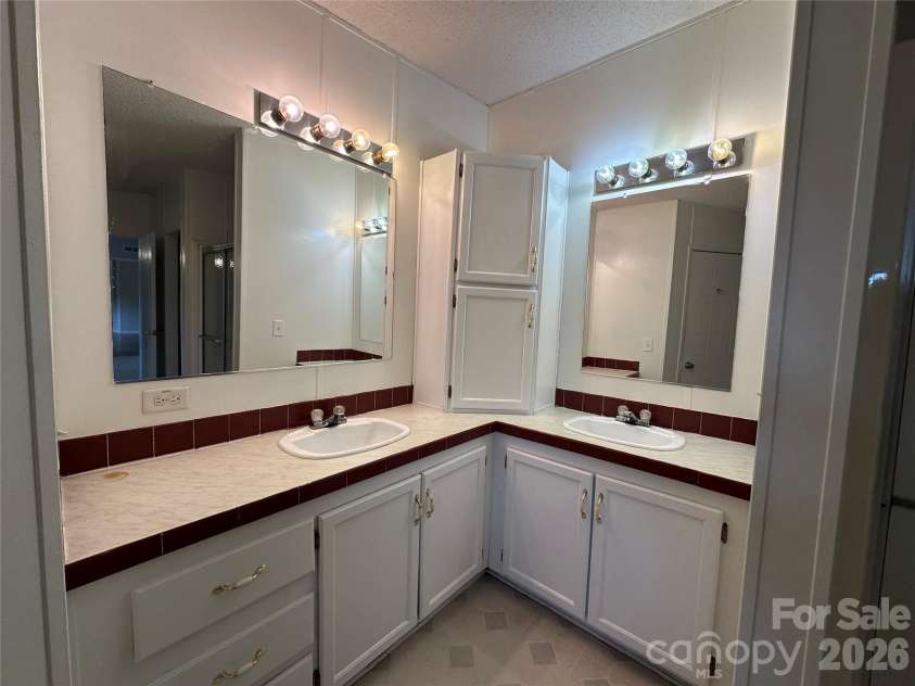4786 BRIAR Court, Granite Falls, NC 28630.  MLS# CAR4419568, YatesRealty ID 48110. 