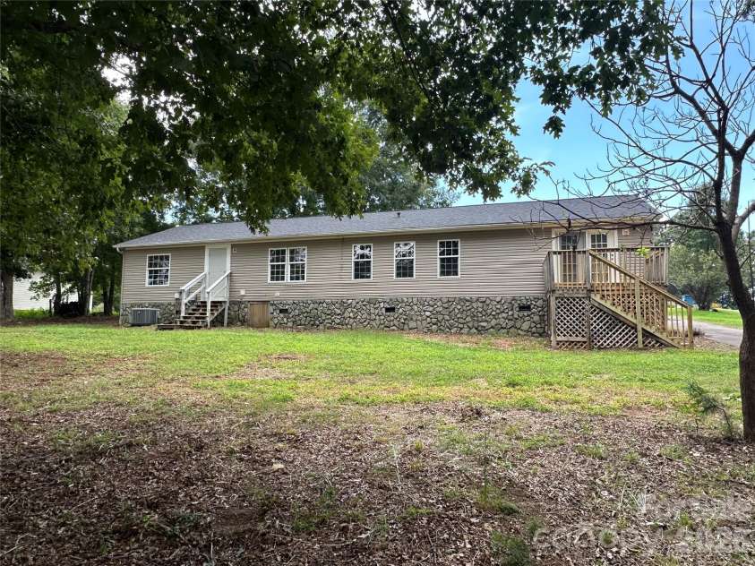 4786 BRIAR Court, Granite Falls, NC 28630.  MLS# CAR4419568, YatesRealty ID 48110. 