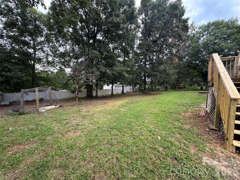 4786 BRIAR Court, Granite Falls, NC 28630.  MLS# CAR4419568, YatesRealty ID 48110. 