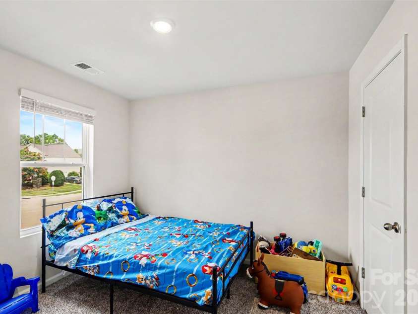1224 Harland Street, Charlotte, NC 28216.  MLS# CAR4419812, YatesRealty ID 48111. 
