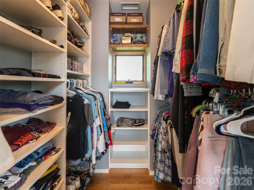 4 Osprey Trail, Asheville, NC 28806.  MLS# CAR4418286, YatesRealty ID 48114. Closets-By-Design