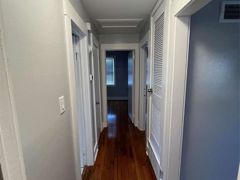 2845 Southwest Boulevard, Charlotte, NC 28216.  MLS# CAR4419182, YatesRealty ID 48117. Hallway