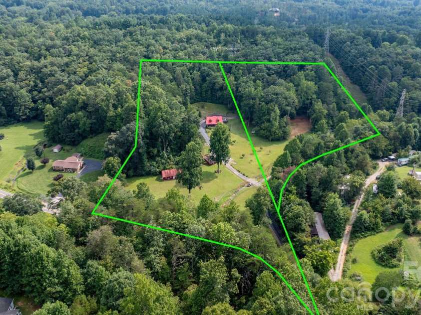 100 Goose Creek Road, Marion, NC 28752.  MLS# CAR4417607, YatesRealty ID 48118. 