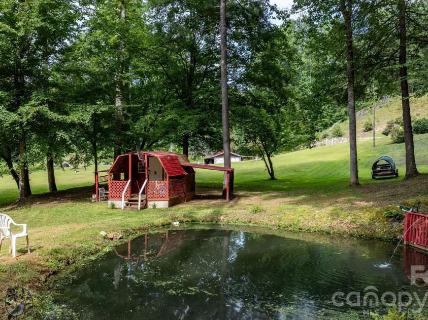 100 Goose Creek Road, Marion, NC 28752.  MLS# CAR4417607, YatesRealty ID 48118. 