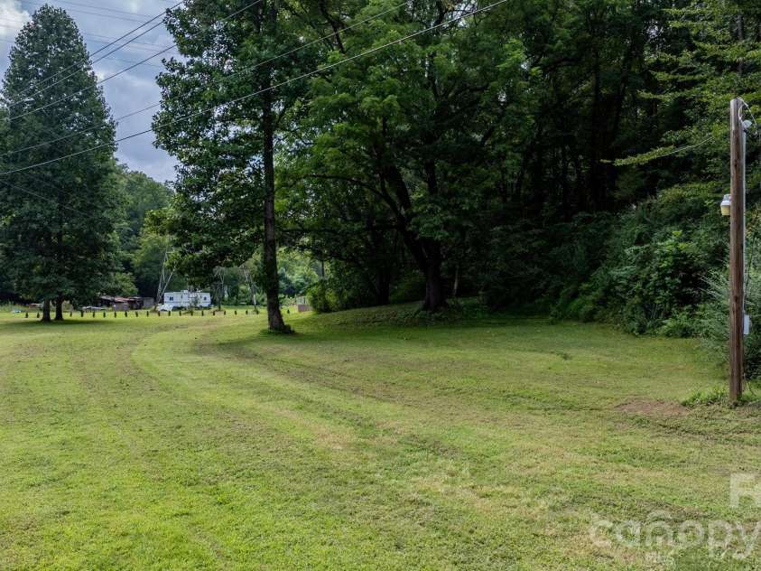 100 Goose Creek Road, Marion, NC 28752.  MLS# CAR4417607, YatesRealty ID 48118. 