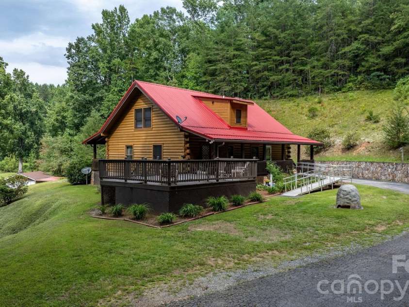 100 Goose Creek Road, Marion, NC 28752.  MLS# CAR4417607, YatesRealty ID 48118. 