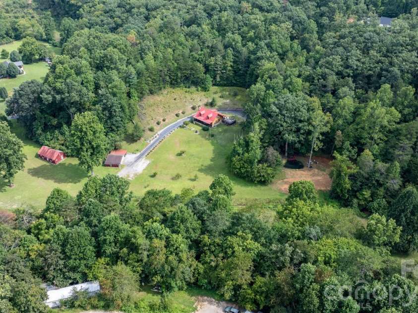 100 Goose Creek Road, Marion, NC 28752.  MLS# CAR4417607, YatesRealty ID 48118. 