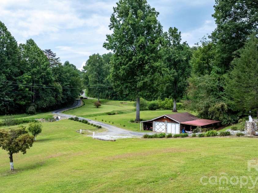 100 Goose Creek Road, Marion, NC 28752.  MLS# CAR4417607, YatesRealty ID 48118. 