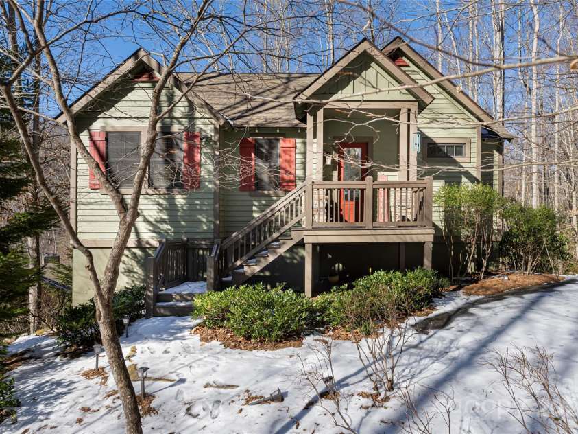142 Allspice Court, Tuckasegee, NC 28783.  MLS# CAR4220661, YatesRealty ID 4812. 