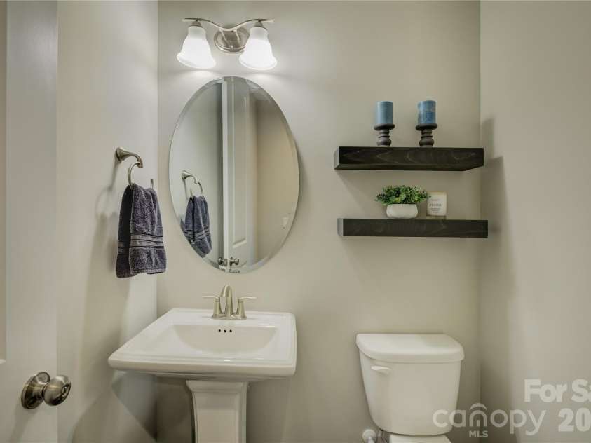 14219 Twin Eagles Lane, Charlotte, NC 28278.  MLS# CAR4418745, YatesRealty ID 48122. 1/2 Bath on the main floor