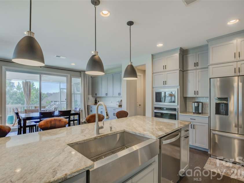 14219 Twin Eagles Lane, Charlotte, NC 28278.  MLS# CAR4418745, YatesRealty ID 48122. 